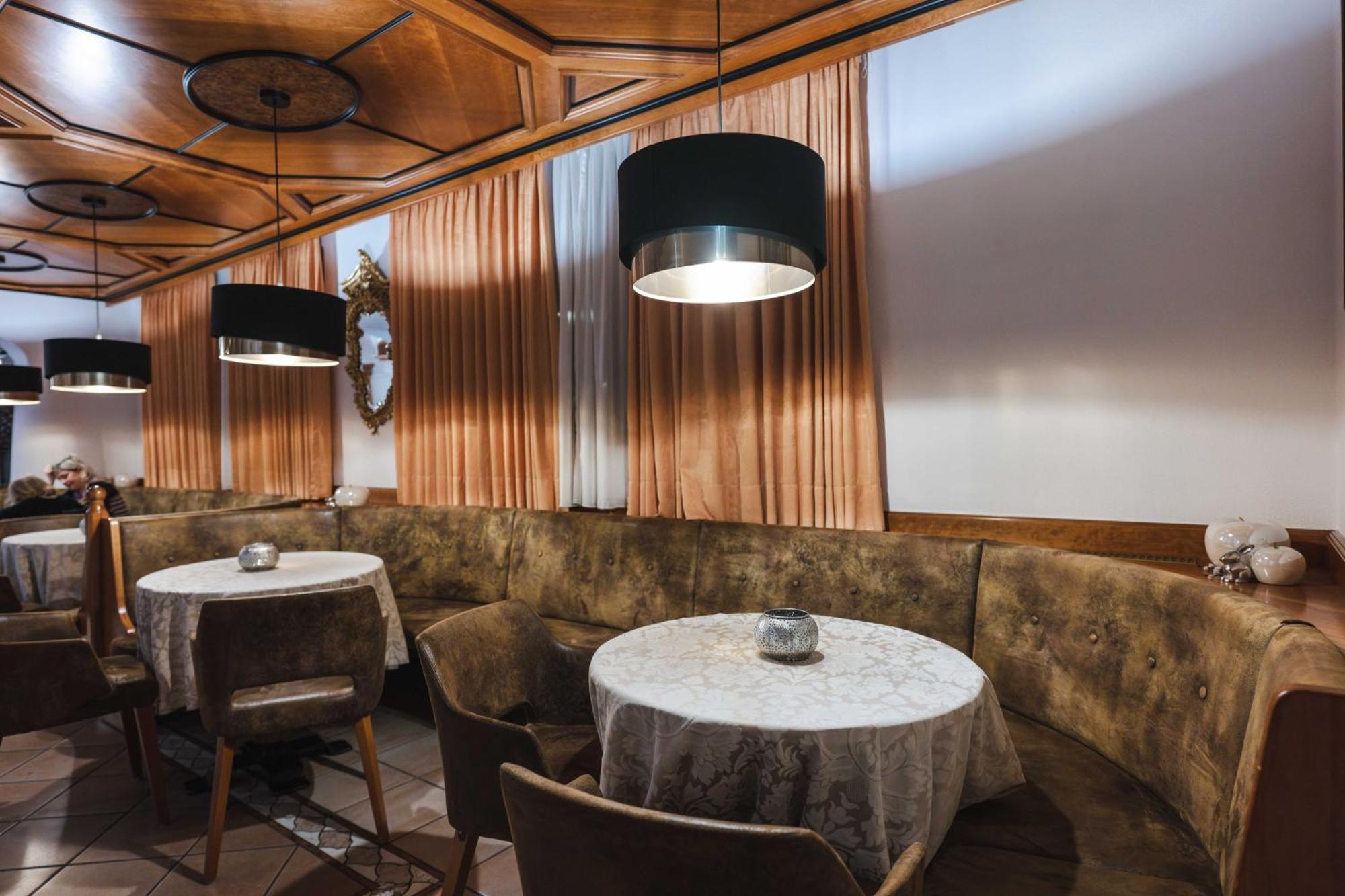 Hotel Tannenhof Brunico Eksteriør bilde