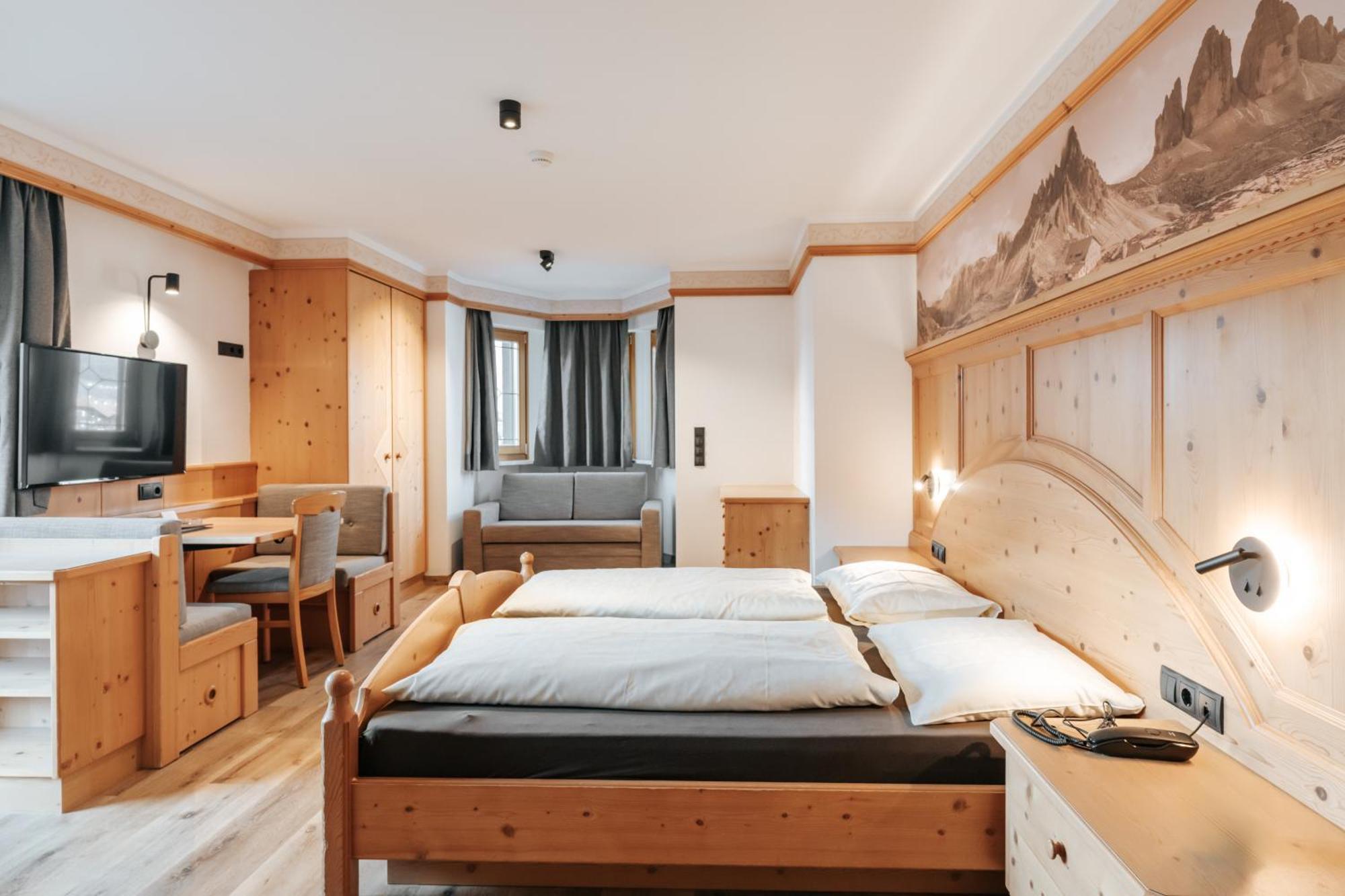 Hotel Tannenhof Brunico Eksteriør bilde