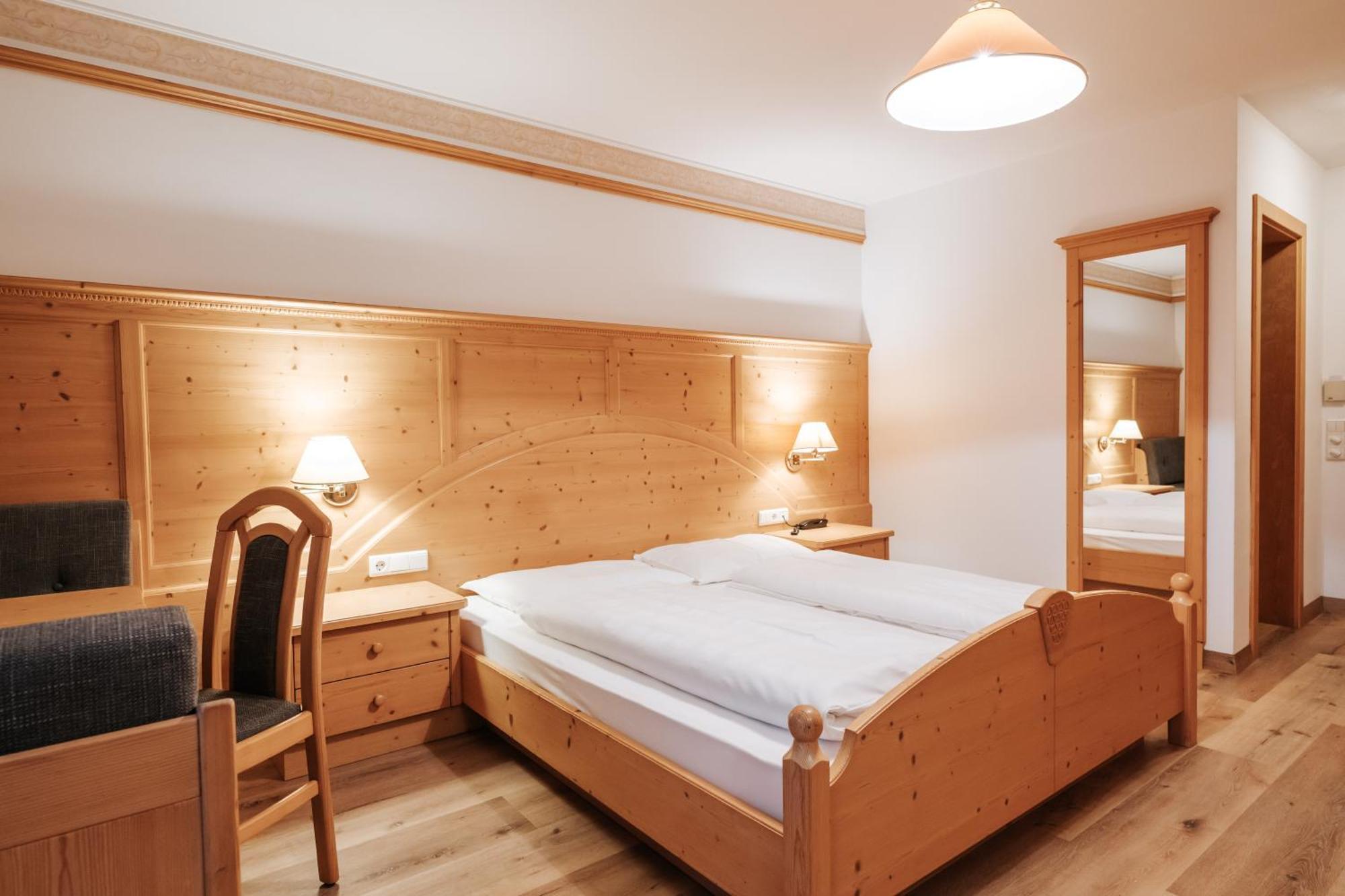 Hotel Tannenhof Brunico Eksteriør bilde